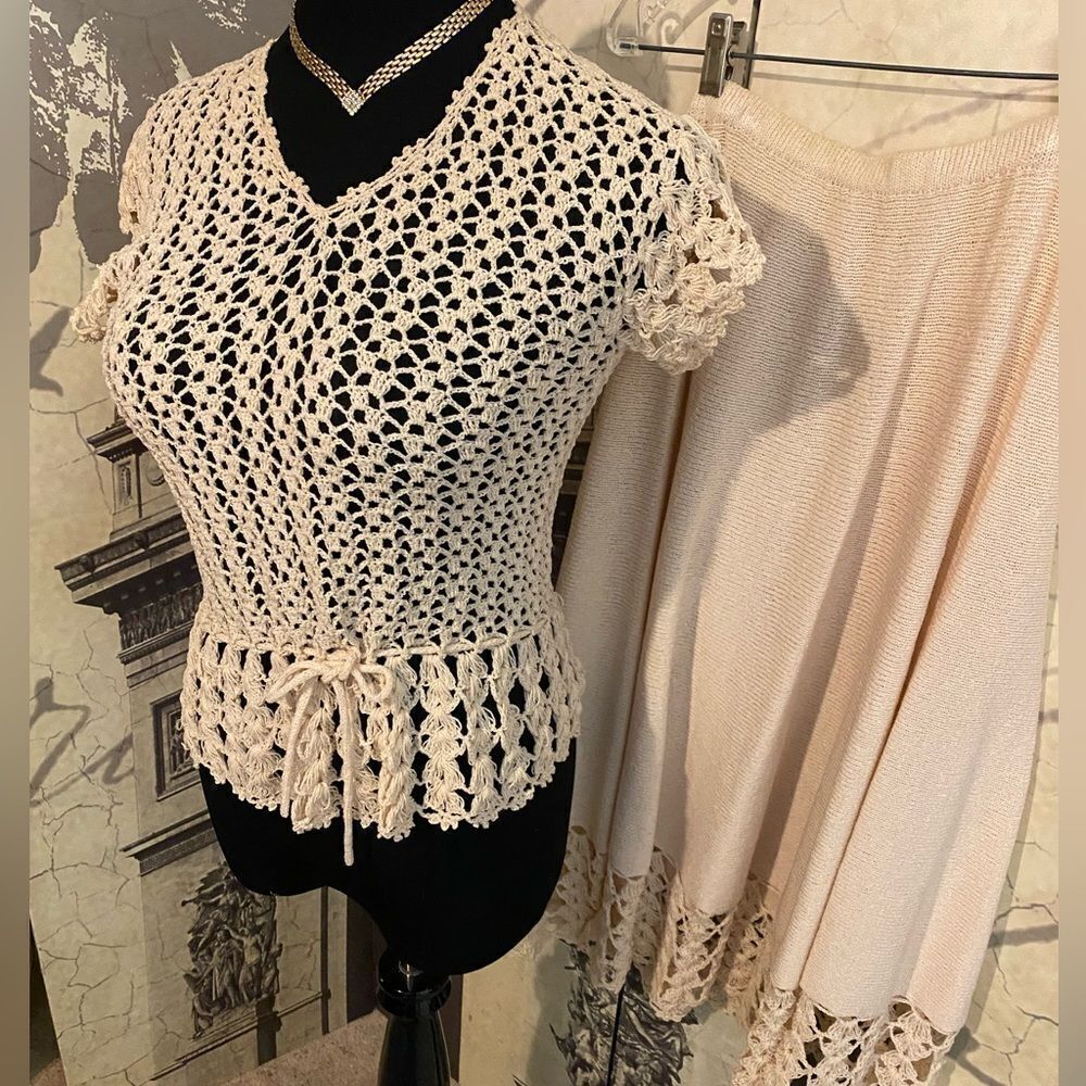 Adorable handmade vintage skirt suit